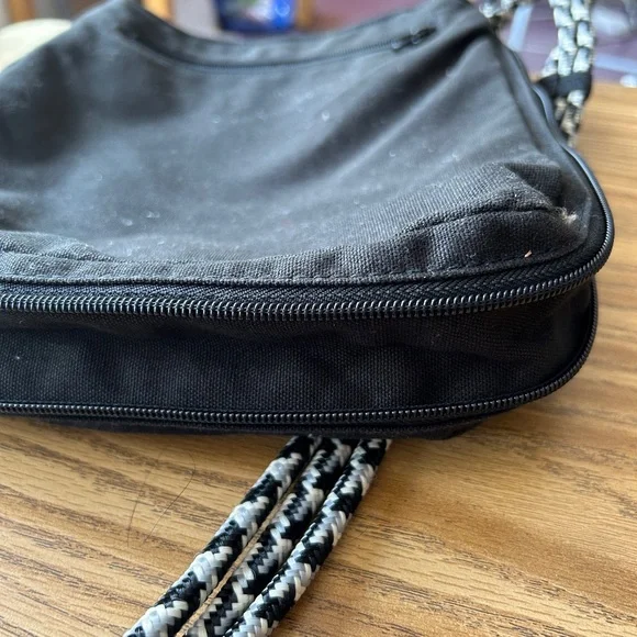 Kavu Black Canvas Crossbody with Black-and-White Rope Strap - Picture 11 of 11